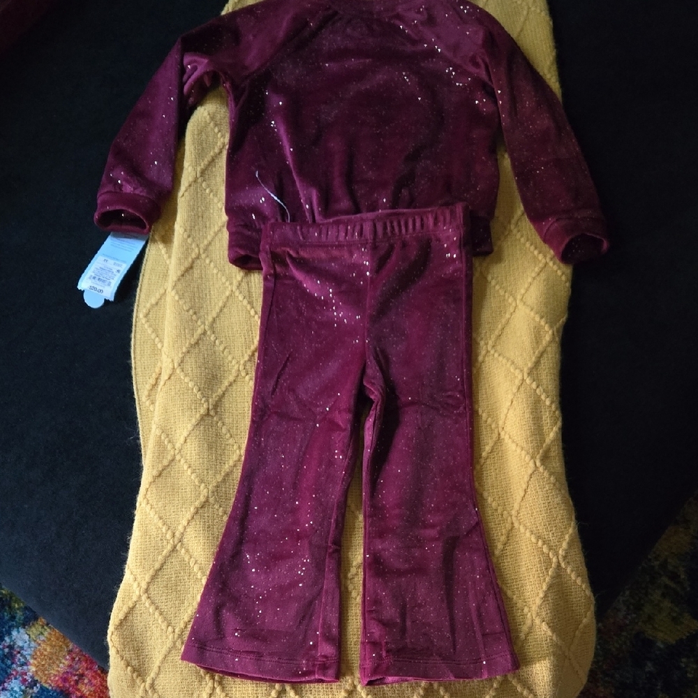 Colorful Kids Clothing Set - Picture 3 of 13